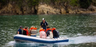 Excursion Raft Transfer To Pearl Farm - Credit Callum Snape