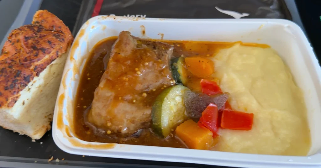 Qantas Sydney to Dallas Flight Review - food
