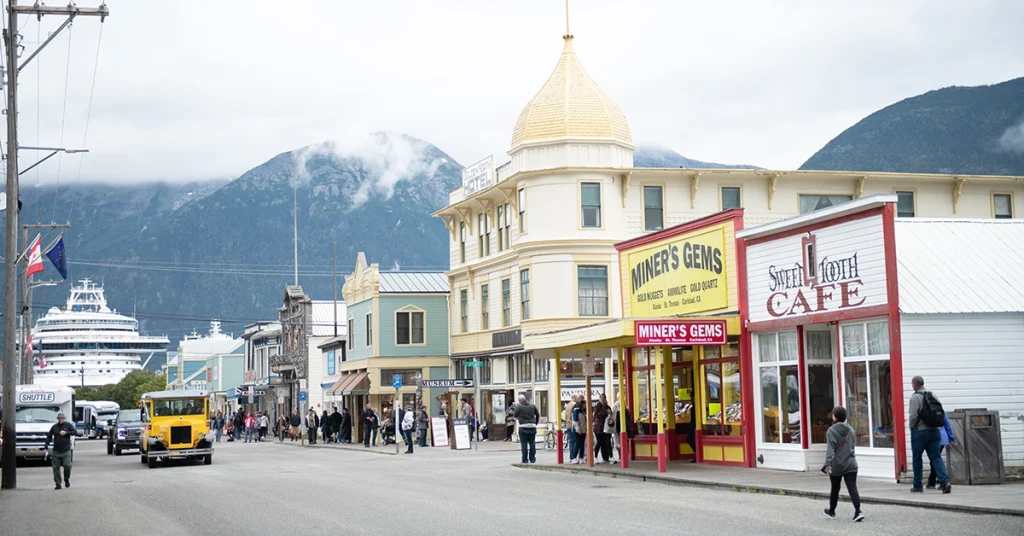 Holland America Alaska Cruise - Skagway History Shop Walk