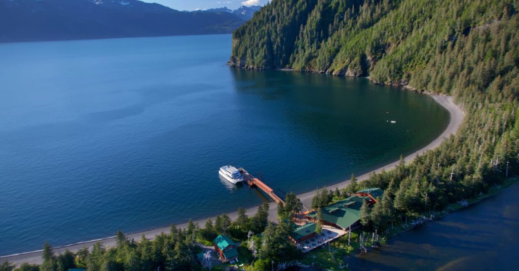 80 Years in Alaska - Seward Kenai Fjords Cruise & Fox Island Dinner (For Guests on D3 Cruisetours)